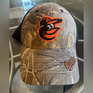 Baltimore Orioles Mens Adjustable Camo Velcro Cap